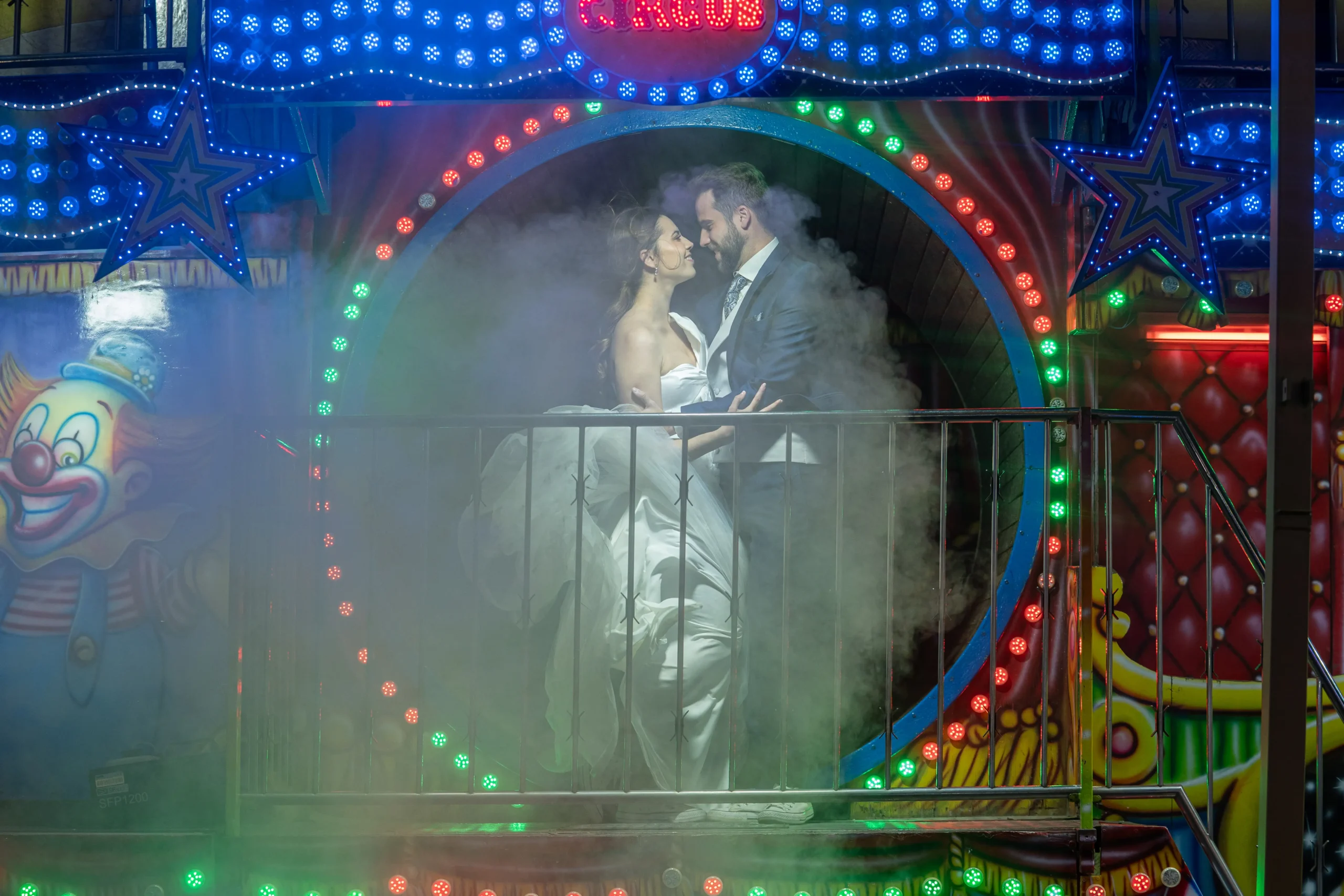 Sara & Adrian Postboda: Feria de Valencia, el Saler (Fotografías)